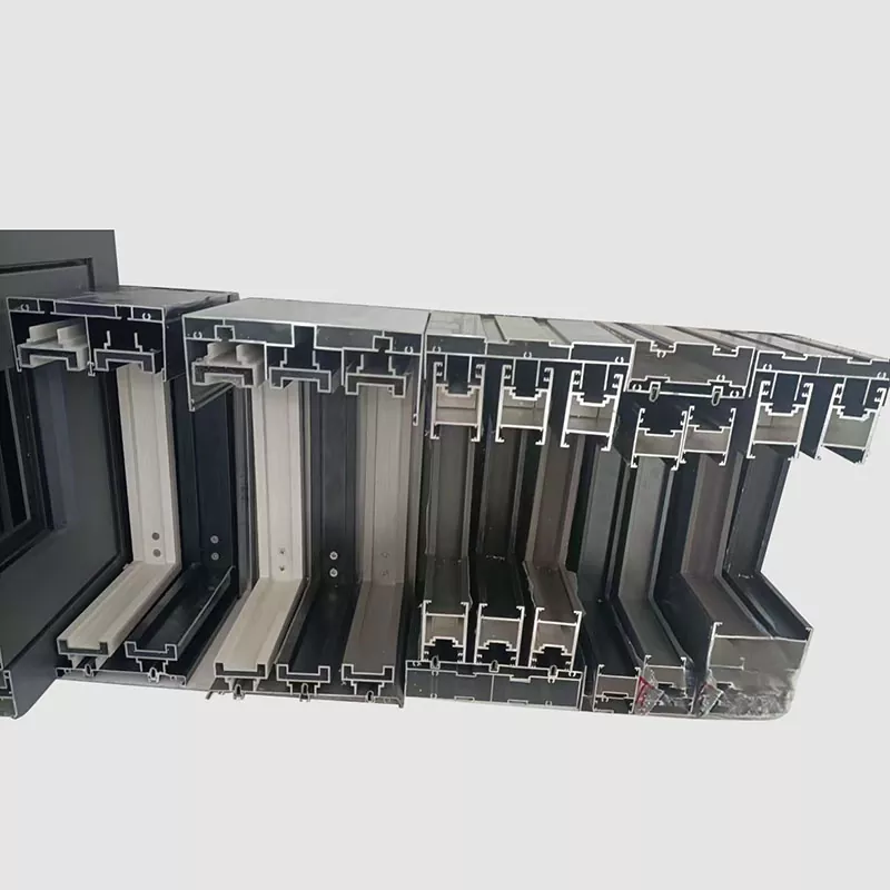 Profils d'aluminium ordinaires